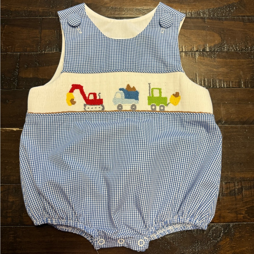 Stitchy Fish boys smocked bubble